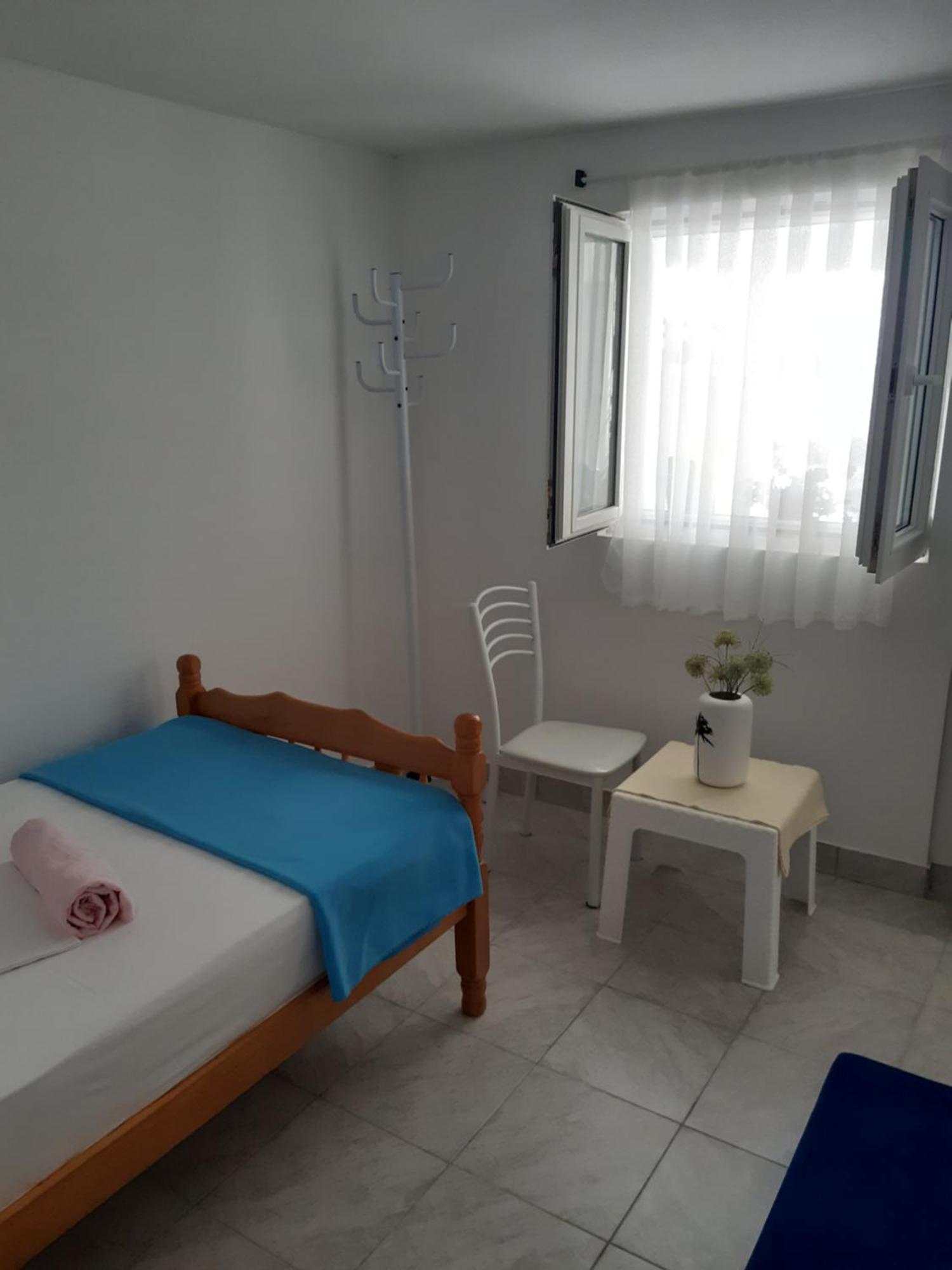 Varazdinci 로고즈니차 외부 사진