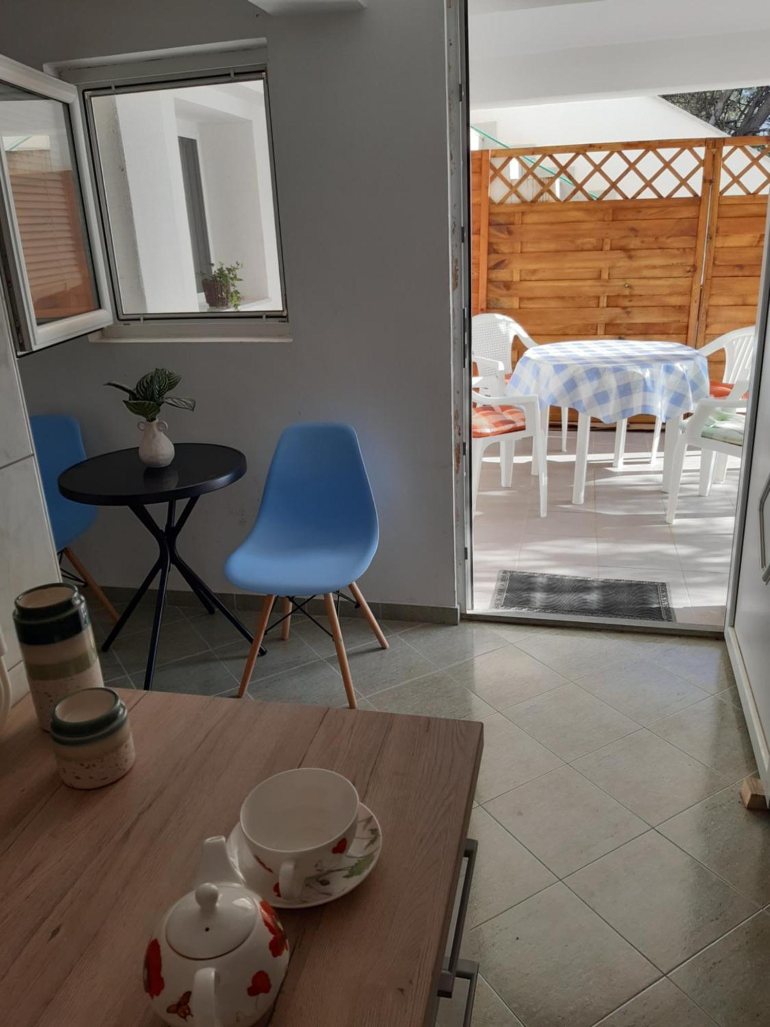 Varazdinci 로고즈니차 외부 사진